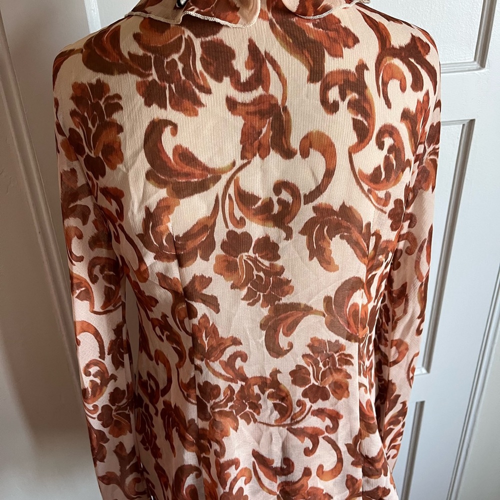 Floral Ruffle Tie-Front Blouse - Picture 3 of 4
